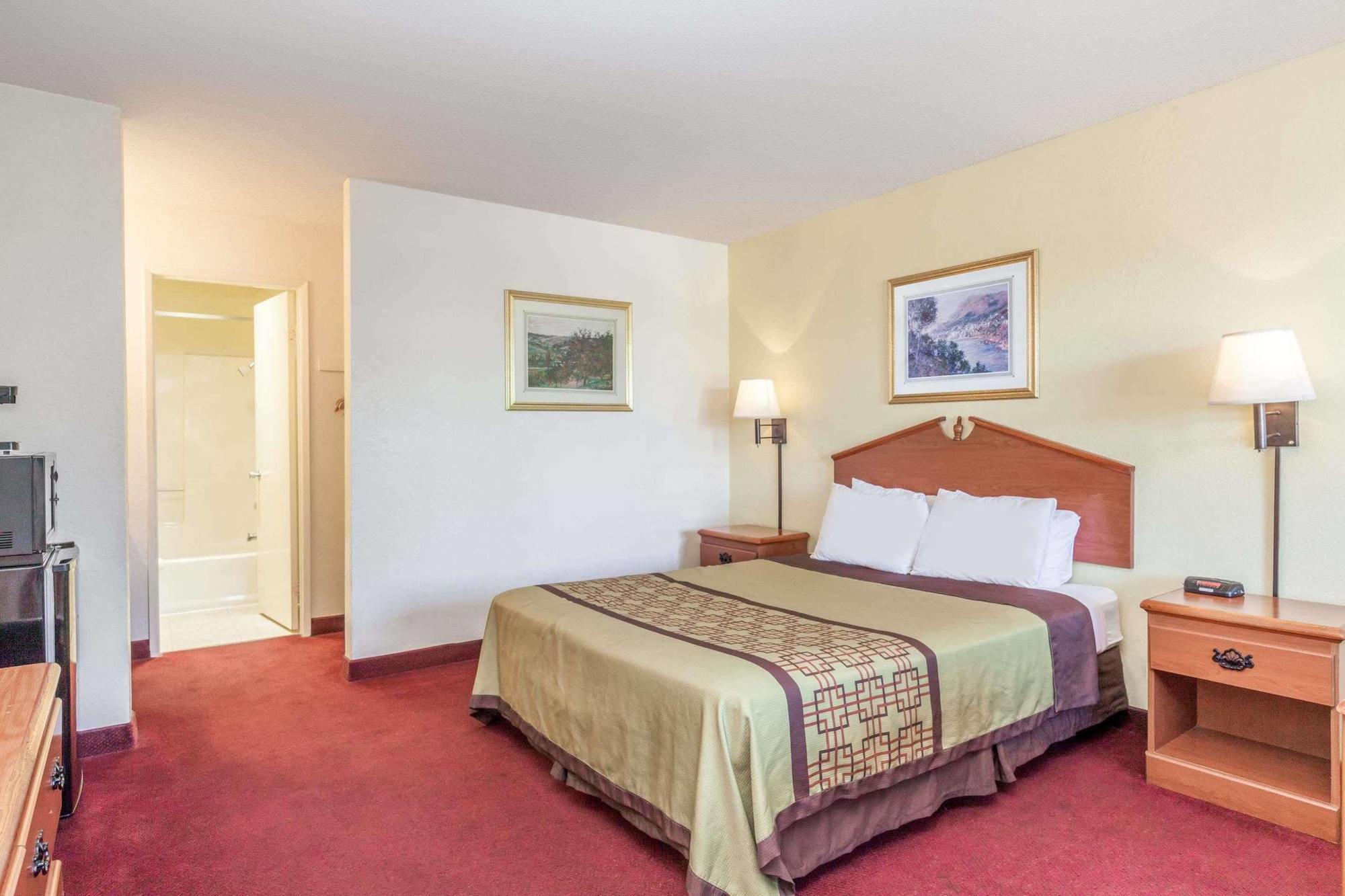 Super 8 By Wyndham Bakersfield/Central Luaran gambar