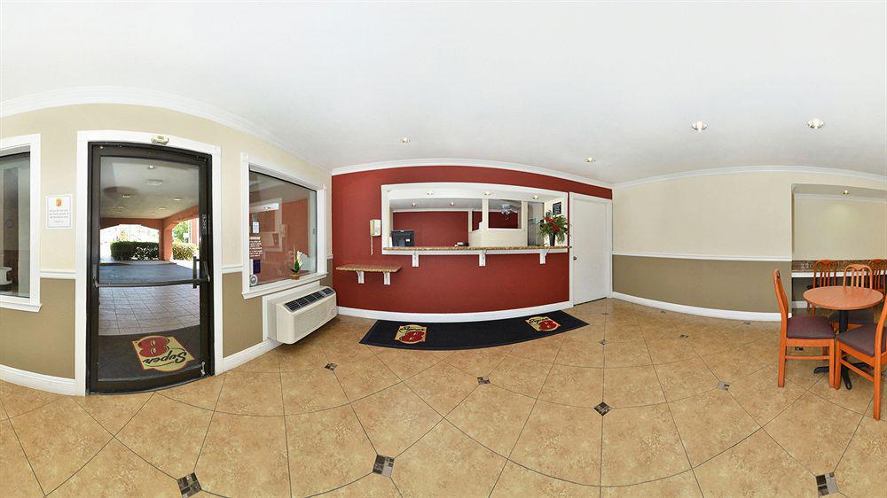 Super 8 By Wyndham Bakersfield/Central Luaran gambar
